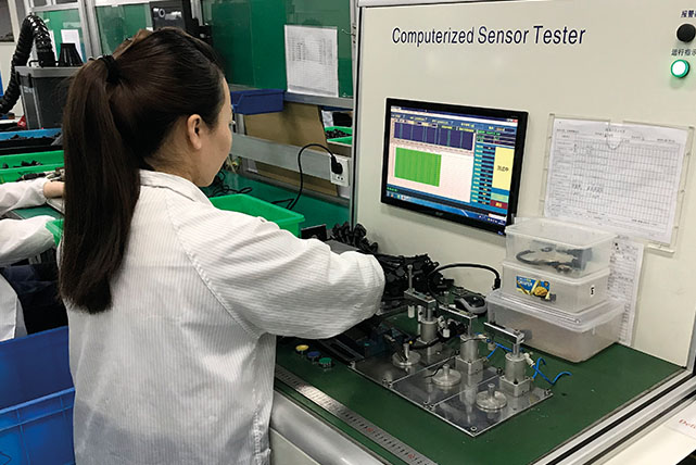 Triscan sensor test in production