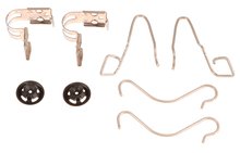 Triscan tilbehørssæt # 8140 291237 som skal anvendes ved montering af håndbremsekabel på VW UP, Skoda Citigo og Seat Mii, indeholder 2 clips, 2 låseskiver og 3 forskellige typer kroge – i alt 8 dele. 